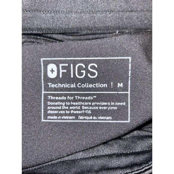 Figs black scrub outfit size medium - Picture 6 of 7
